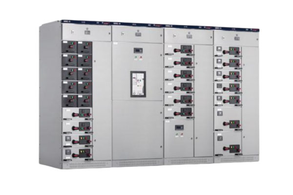 How is the busbar system of switchgear designed?